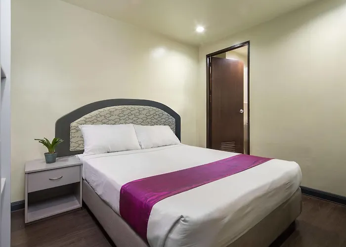 V Hotel Manille